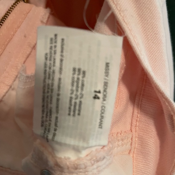 Pink capris - Picture 6 of 9